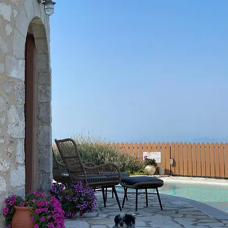 Anemomilos Villa Asprogerakata