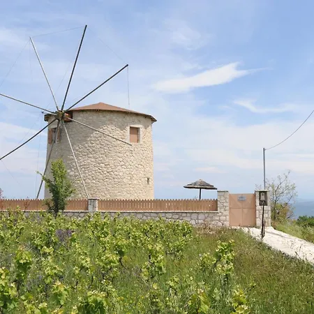 Anemomilos Villa