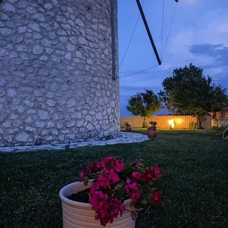 Anemomilos Βίλα