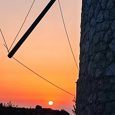 빌라 Anemomilos