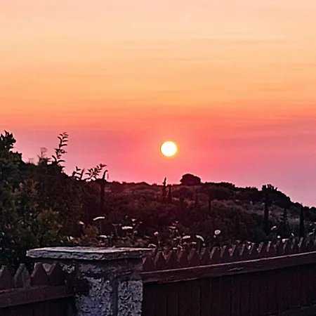 Anemomilos 빌라